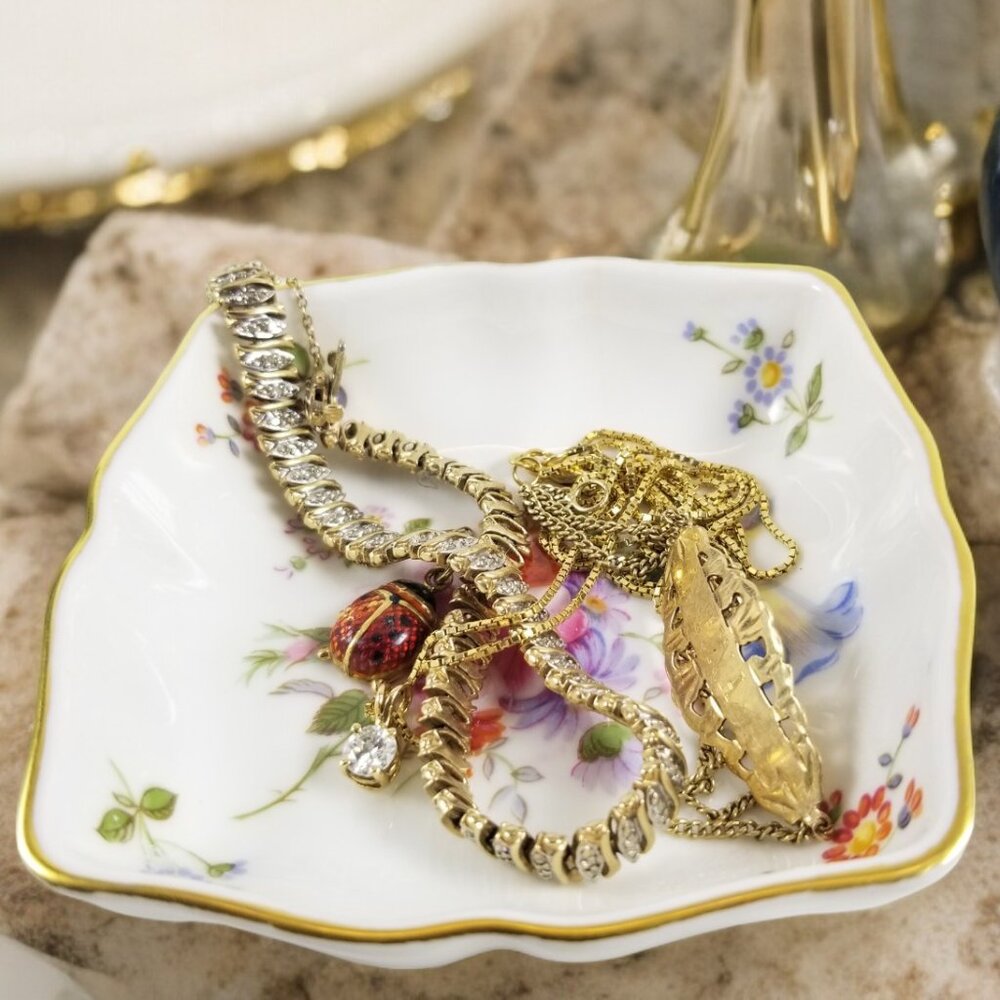 Bone China Rose Ring Dish, Poise Jewel's Gift Caddy Royal Crown Derby England - Picture 5 of 16